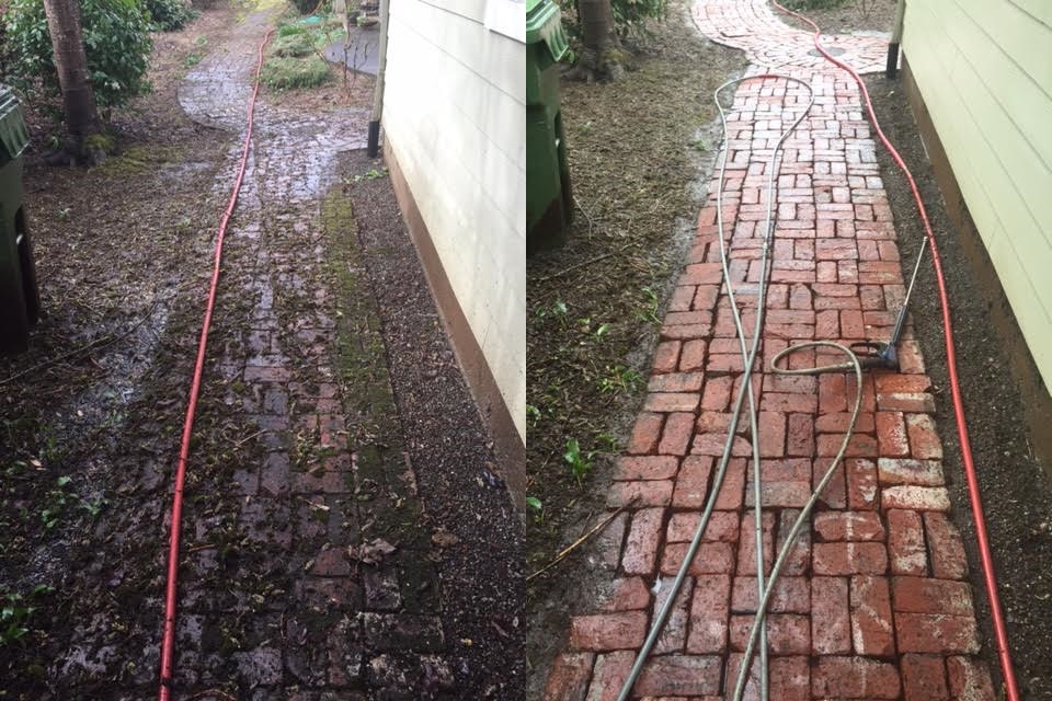 Side-by-side before and after of Jody's brick paver walkway — mossy, debris-covered pavers on the left, clean red brick on the right
